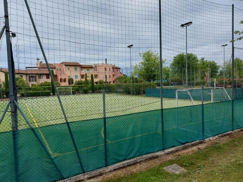 Resort Il Cigno Peschiera del Garda Exterior foto